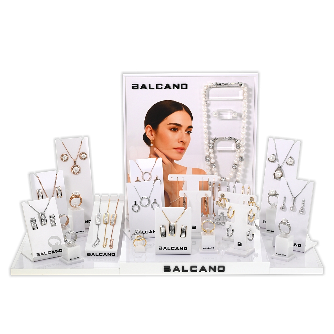 BALCANO / Display für Damenkollektion (110003BD00)