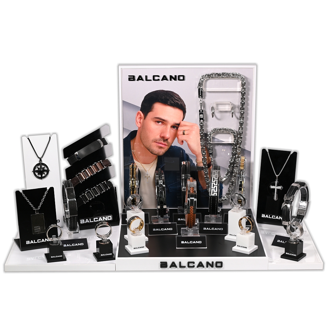 BALCANO / Men’s collection display (110004BD00)